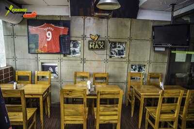 Xtreme Sports Bar & Grill