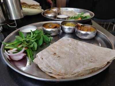 Shree Venkateshwara North Karnataka Hotel