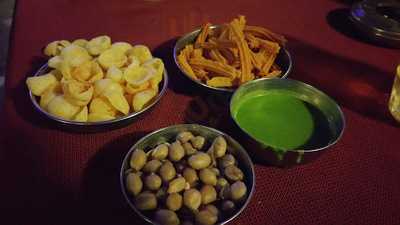 Z Plus Bar & Restaurant