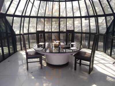 Crystal Hut Executive Q Bar And Restro