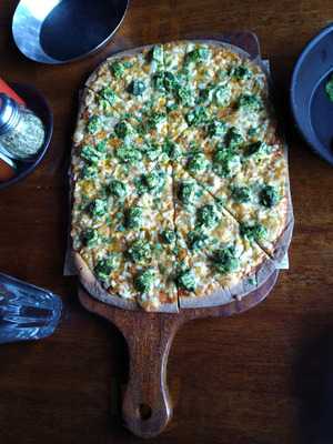 Tiffins Veg Restaurent