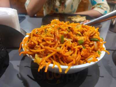 Pawan Chowmein Chinese