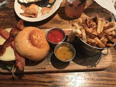 May Fair Bar & Restauarant