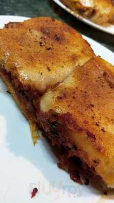 Sarswati Juice & Pav Bhaji