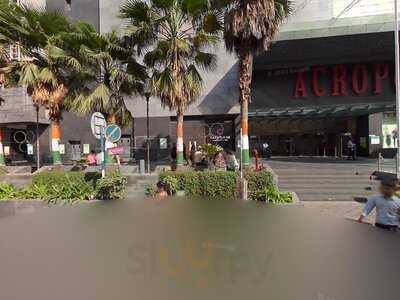 Subway Acropolis Mall