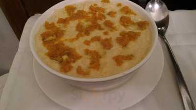 Tutus Hut Restaurant