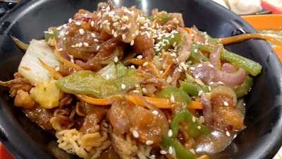 Tutus Hut Restaurant