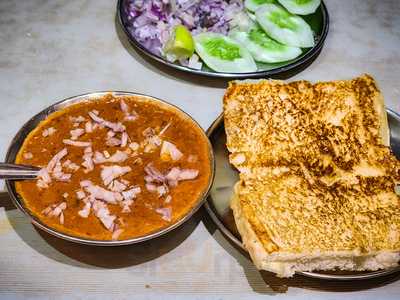 Rajendra Pavbhaji And Juice Bar