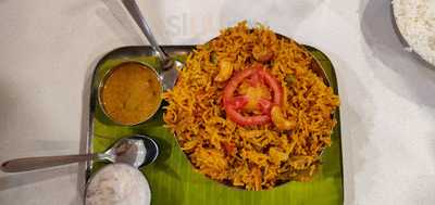 Hotel Foods Spot Restaurant