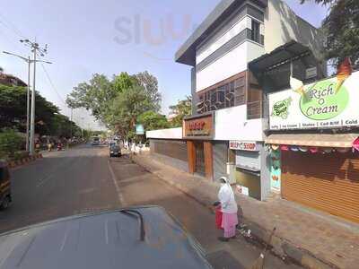 Deep Bar & Restaurant