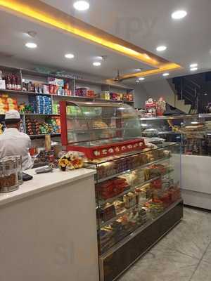 Shafi Sweets & Chats