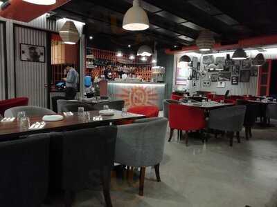 Housefull Kumara Park