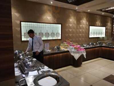 Parika Multicuisine Restaurant