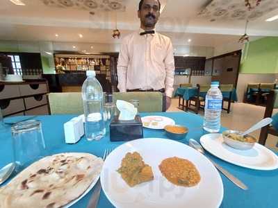 Suryama Restaurant & Bar