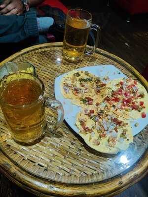 Captain's Deck Bar And Grill