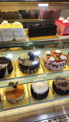 The Cake & Cream Factory