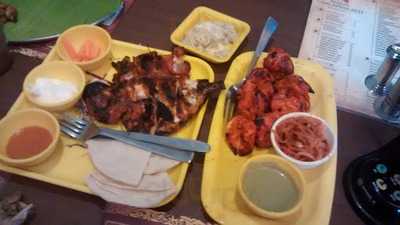 Hotel Thalapakattu Restaurant