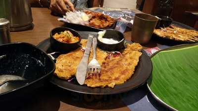 Hotel Thalapakattu Restaurant