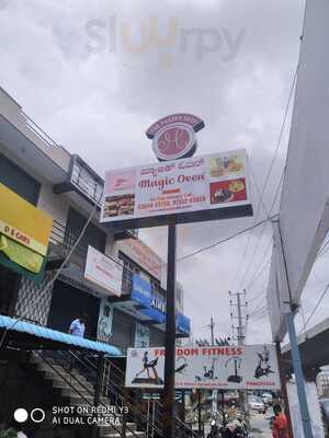 Magic Oven Bakers