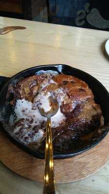 Chilli's American Grill & Bar