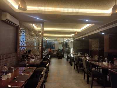 Faruuzi Multicuisine