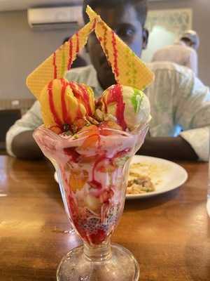 Faruuzi Multicuisine