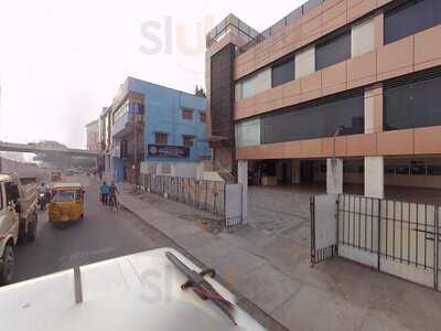 The Smiths Cafe And Bakery