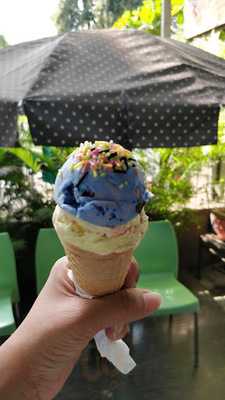 Ratna Hotel Restaurant