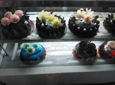 Walnut Bakes And Confectioners