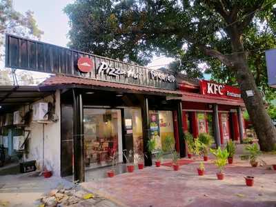 Pizza Hut