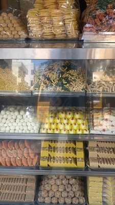 Sri Venkateshwara Sweets & Chats