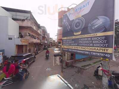 Raviraj Snacks Center