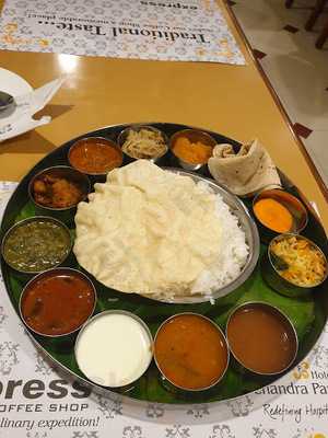Madurai Vaigai Pandian Hotel Restaurant