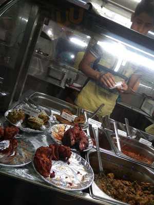 Maa Roties & Curries