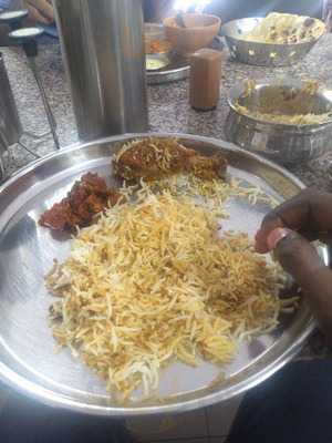 Maa Roties & Curries