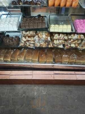 Nellai Jeyam Bakery & Sweets