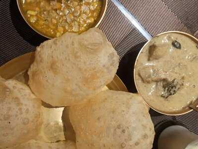 Bhooter Raja Dilo Bor