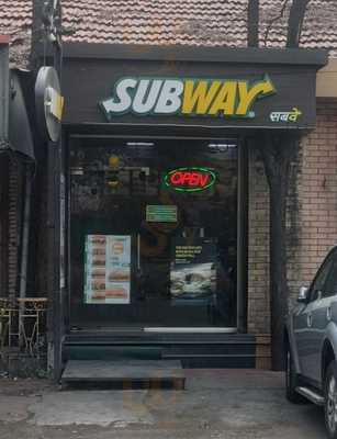 Subway Restaurant