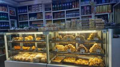 Valentine's Bakers&confectionery