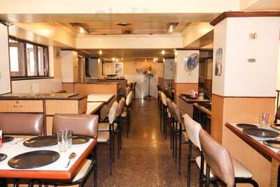 Hotel Pyasa Restaurant