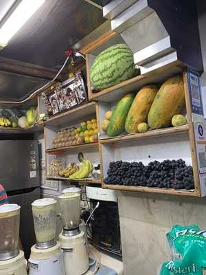 Sri Gajanana Fruit Juice Centre