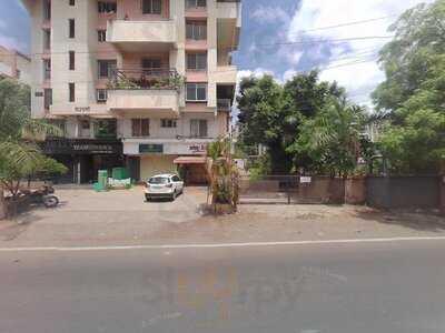 The Cake & Cream Factory