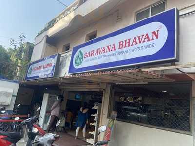 Hotel Saravanaa Restaurant