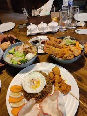 Mandala Cafe & Bistro