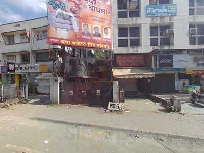 Moolchand Mithai Wale