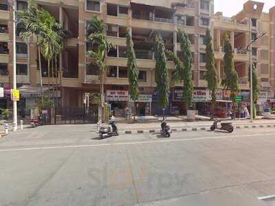 Dada's Biryani House