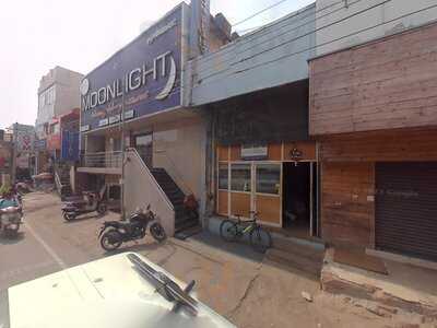 Moonlight Takeaway & Delivery