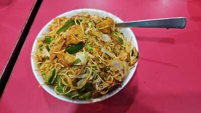 Chow San Chinese And Thai Restaurant