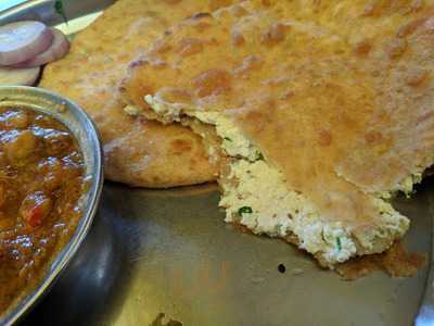 Sona Hotel Restaurant