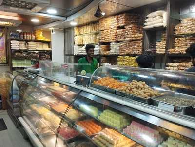 Gandhi Hot Chips And Snacks